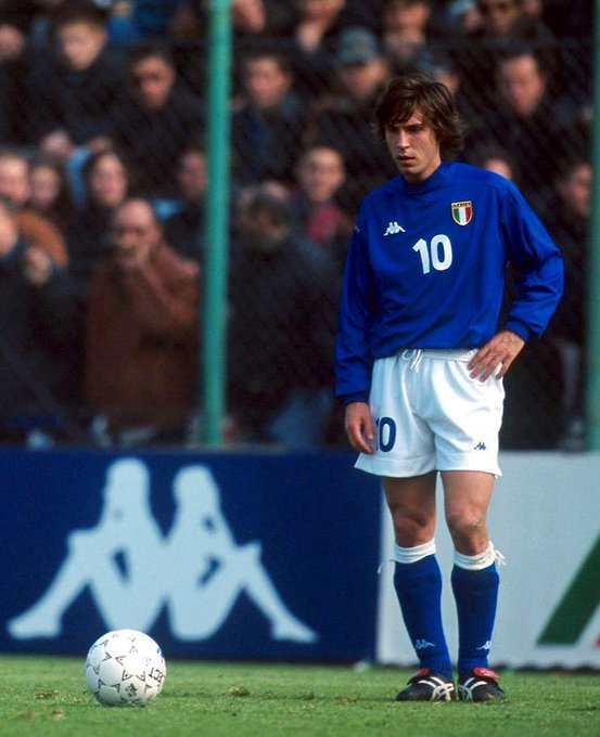 开云-老照片回顾意大利球星皮尔洛|世界杯_新浪体育_新浪新闻